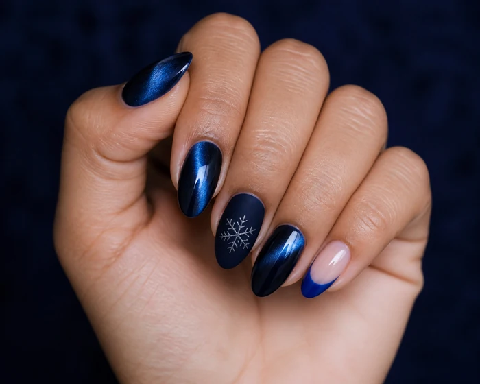 Navy cat eye winter nails