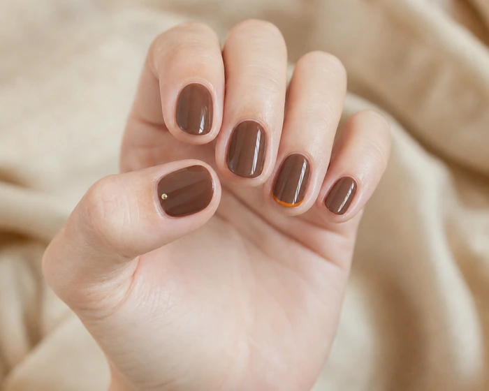 Cocoa nails with amber micro French tips
