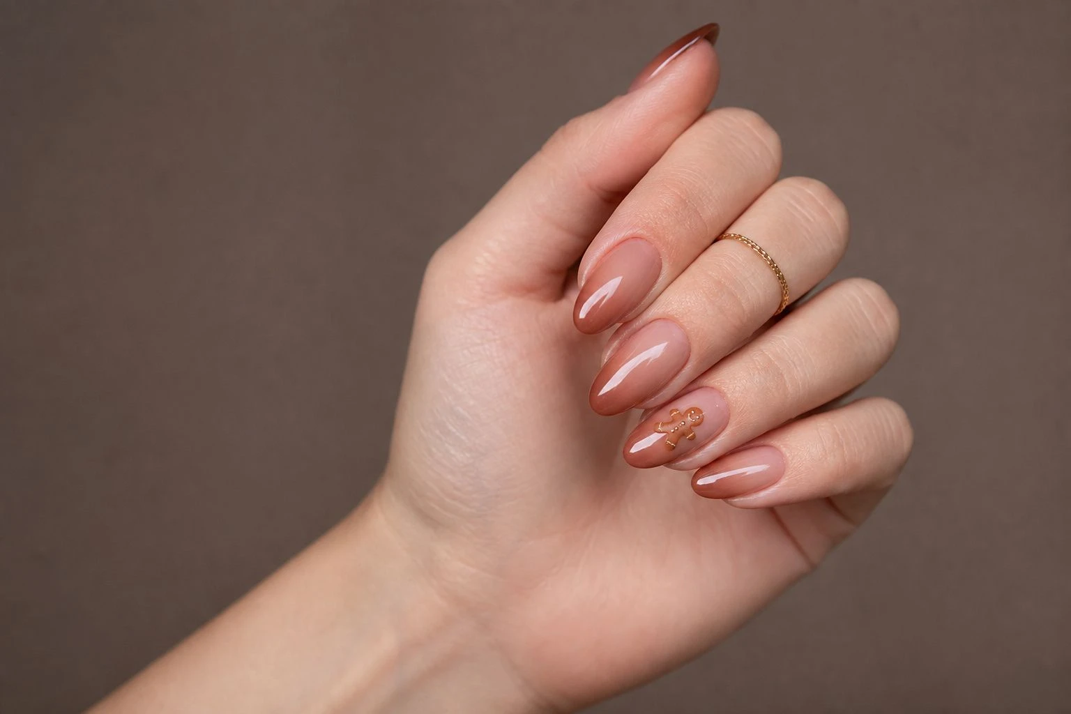 Gingerbread Accent cute Christmas nails