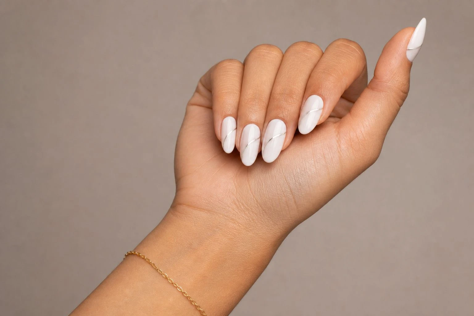 Fine Silver Line white Christmas nails