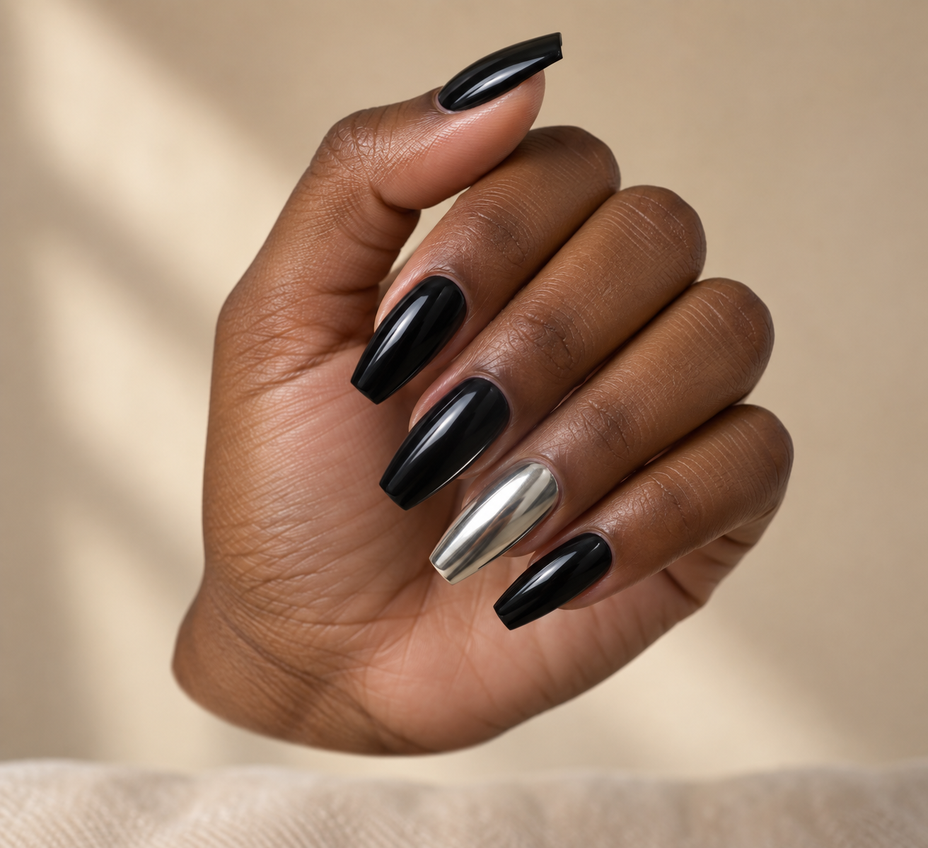 Chrome accent manicure
