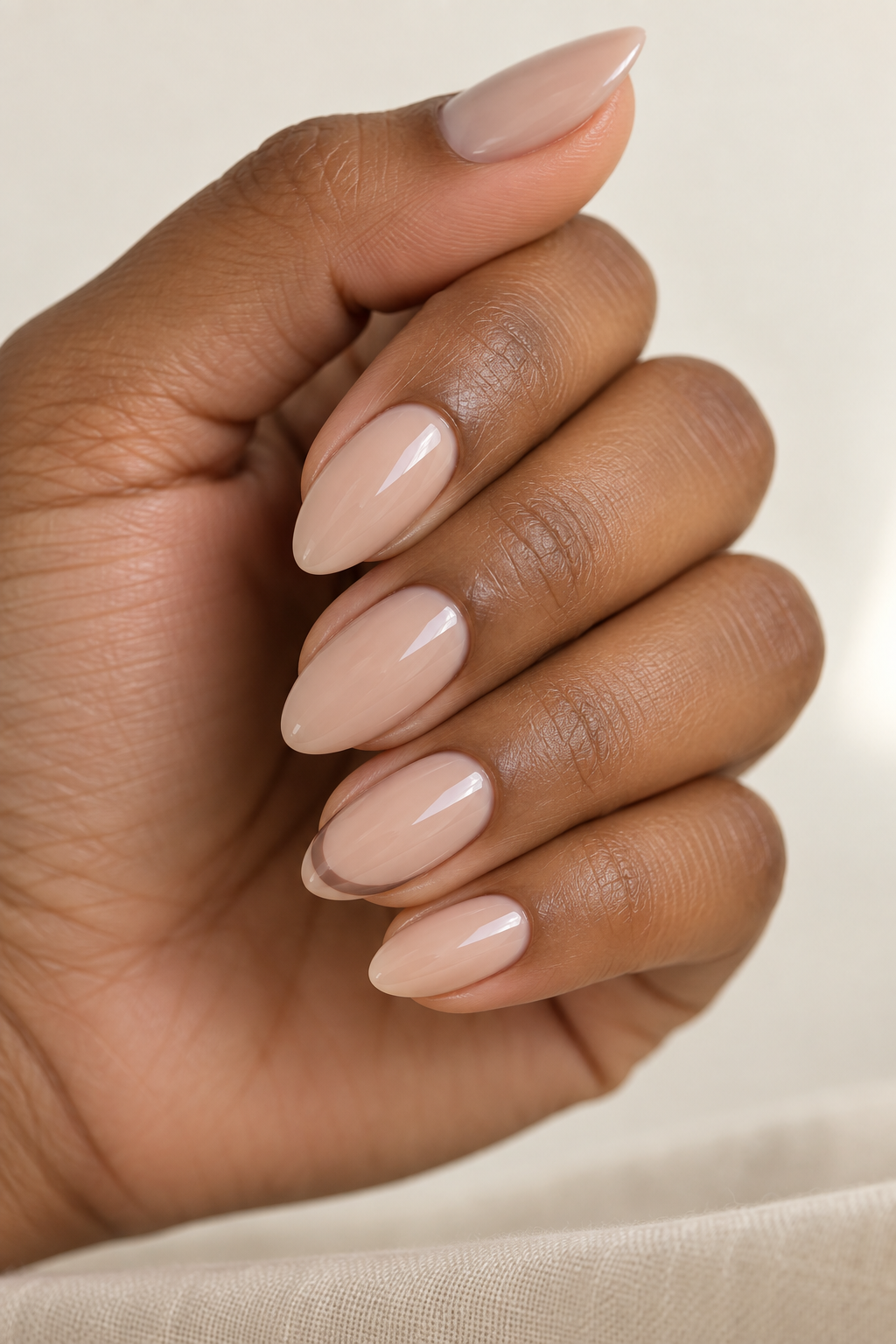 Neutral detail manicure
