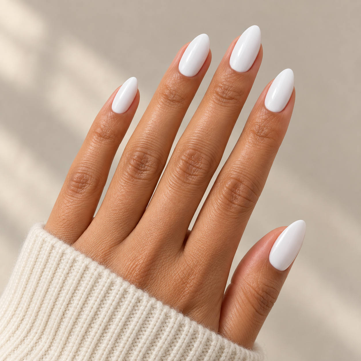 White almond set