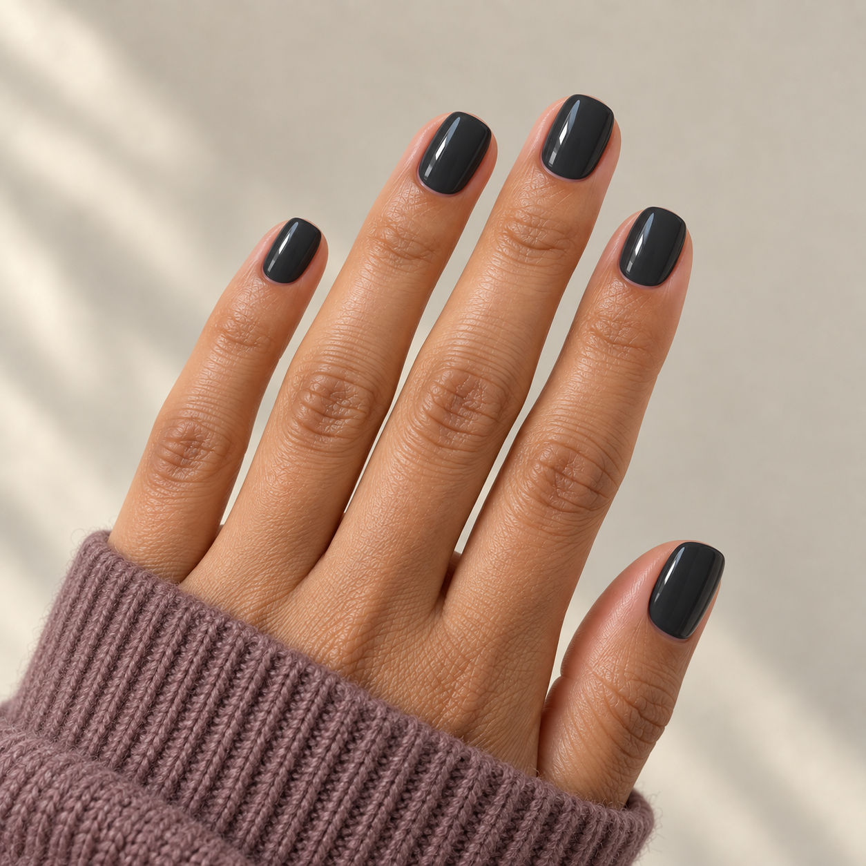 Short dark everyday set