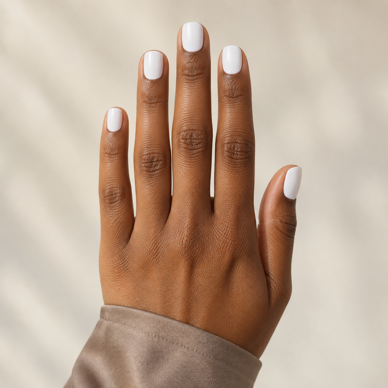 Short white everyday set