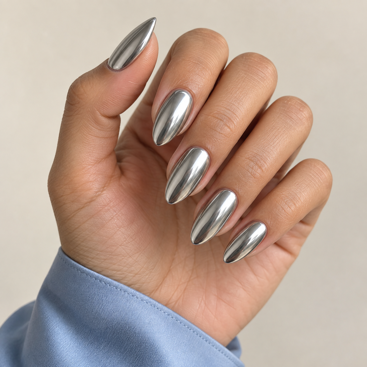 Chrome almond set